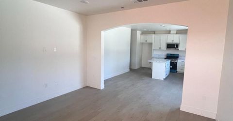 3530 26th Ave, Sacramento, CA 95820 Photo