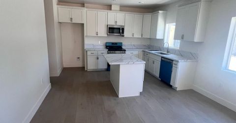 3530 26th Ave, Sacramento, CA 95820 Photo