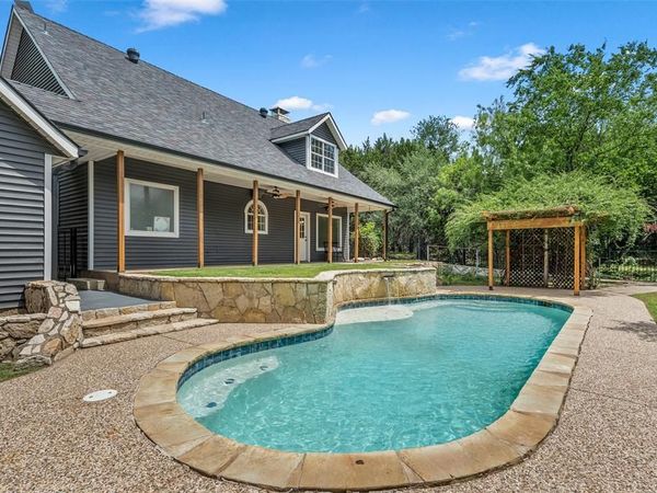 1561 Whitecrest Drive, Whitney, TX 76692