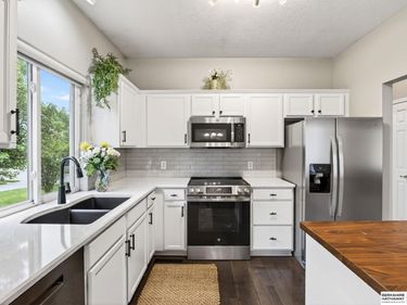4563 S 190th Street, Omaha, NE 68135