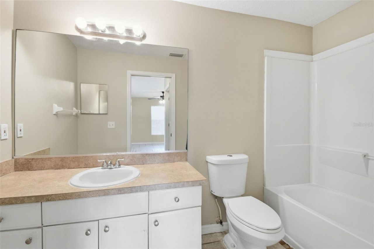 1812 34th Avenue E, Bradenton, FL 34208 Photo