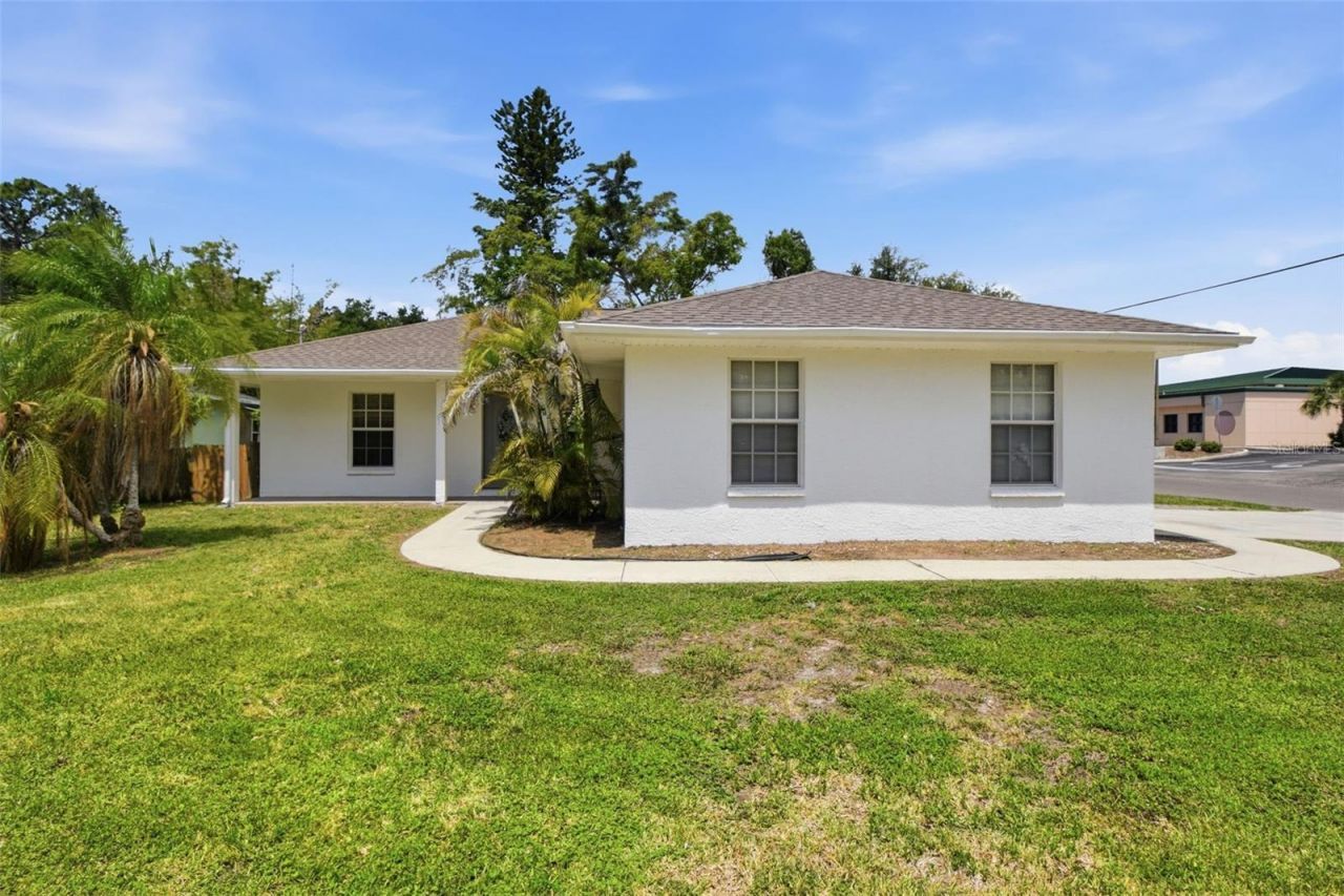 1812 34th Avenue E, Bradenton, FL 34208 Photo