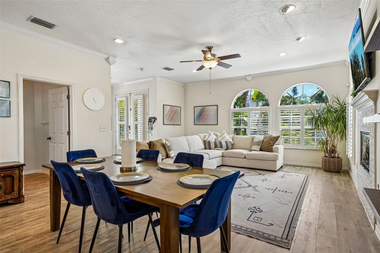 2616 11th Street N, Saint Petersburg, FL 33704 Photo