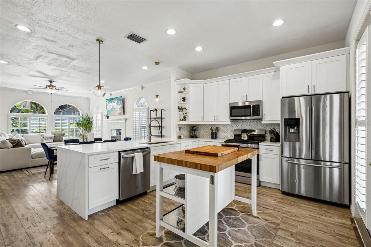 2616 11th Street N, Saint Petersburg, FL 33704 Photo