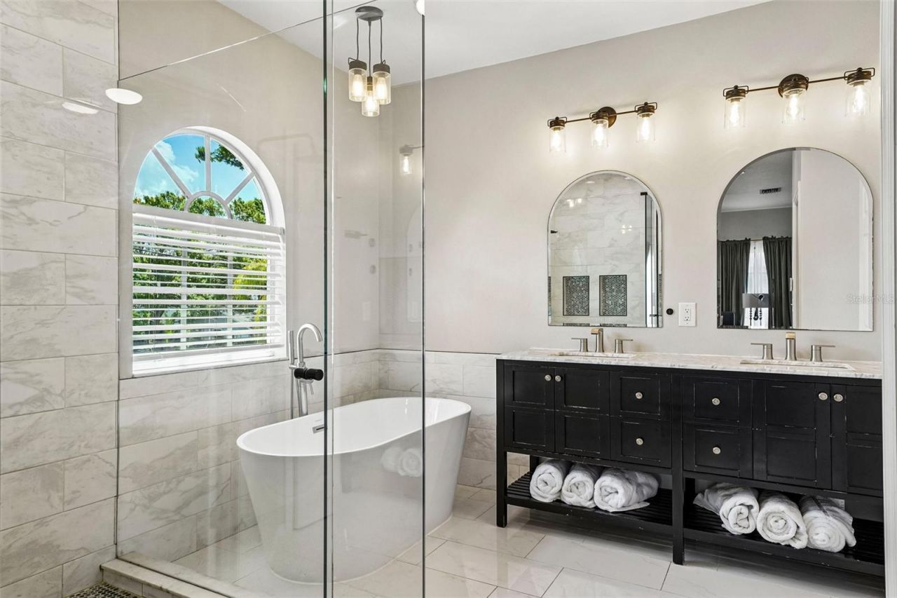 2616 11th Street N, Saint Petersburg, FL 33704 Photo