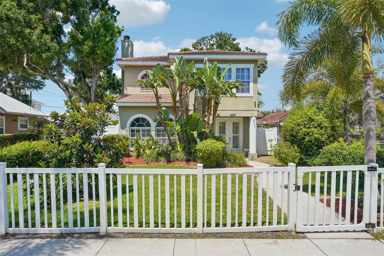2616 11th Street N, Saint Petersburg, FL 33704 Photo