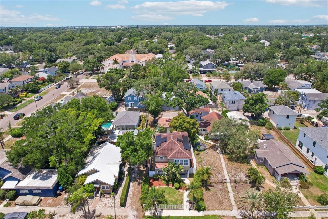 2616 11th Street N, Saint Petersburg, FL 33704 Photo