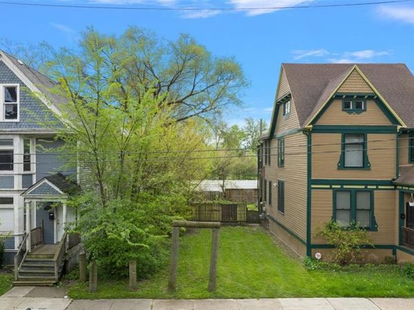 7922 Saint Paul Street , Detroit, MI 48214