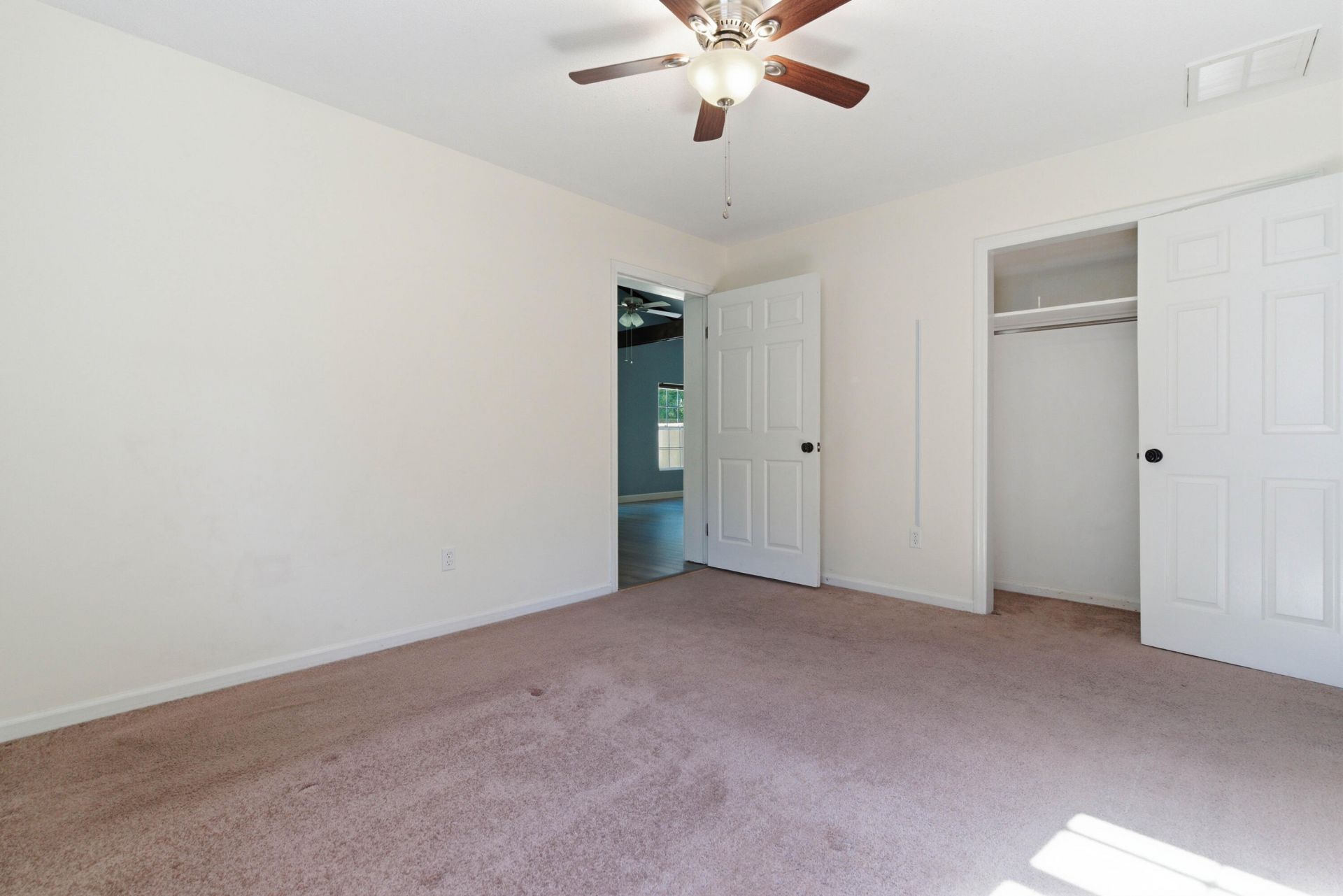 122 Longleaf Drive Photo 14