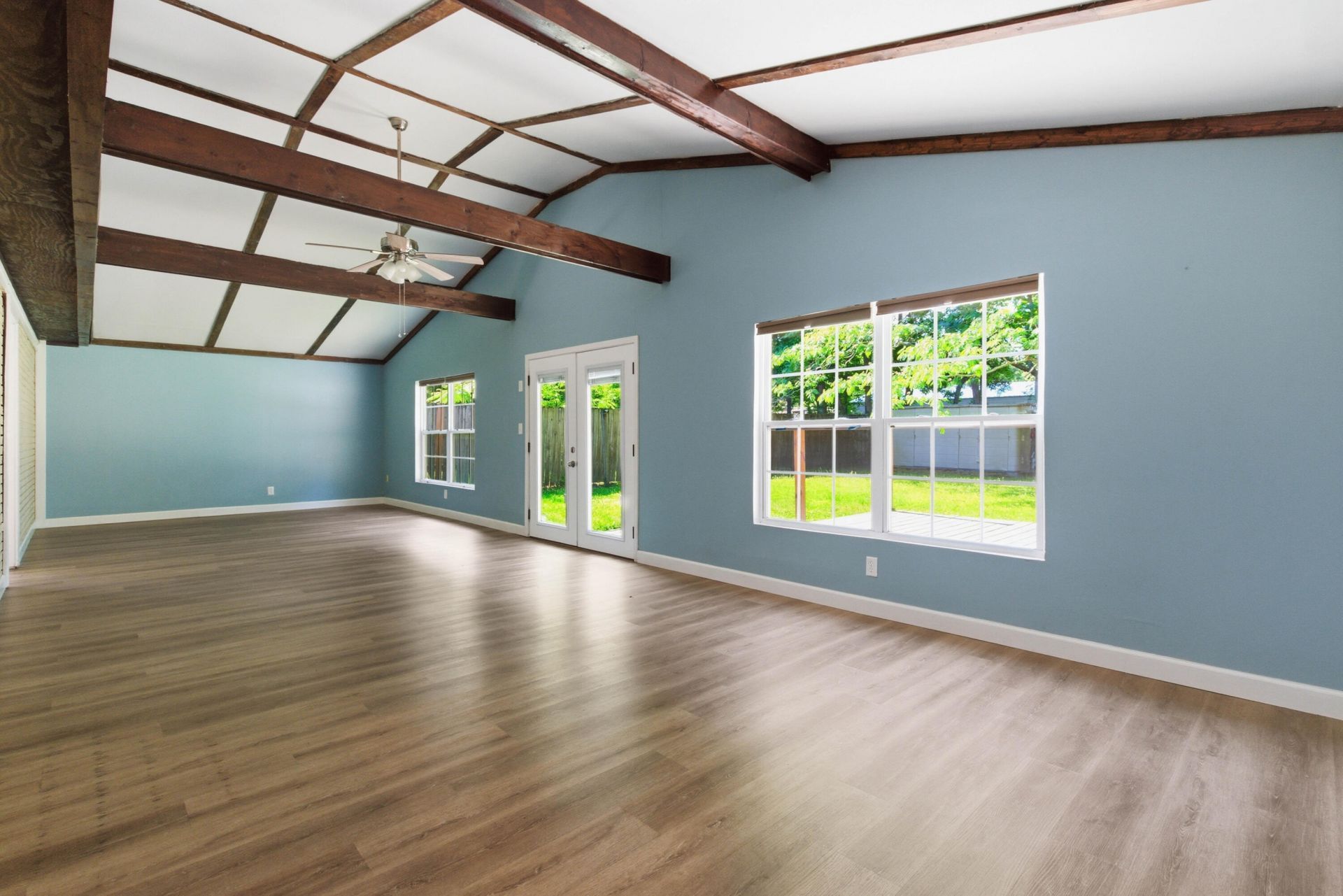 122 Longleaf Drive Photo 4