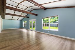 122 Longleaf Drive photo 4