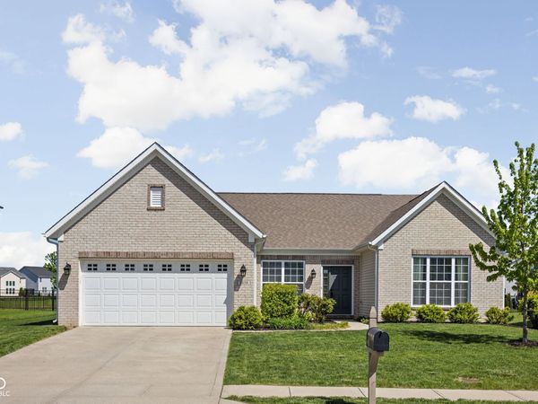 8850 Wicklow Way , Brownsburg, IN 46112