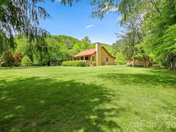 300 Bugle Boy Drive , Cullowhee, NC 28723