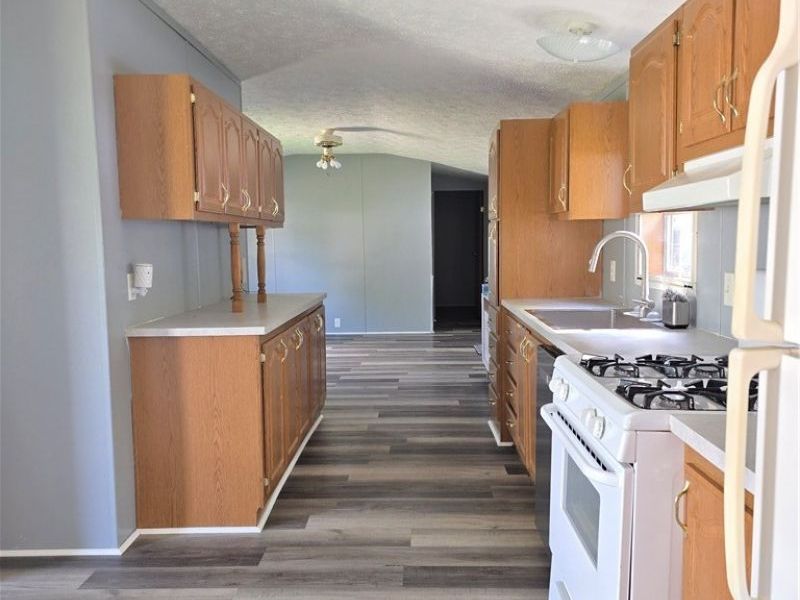 62 Redwood Drive , Beloit, OH 44609 Photo 8