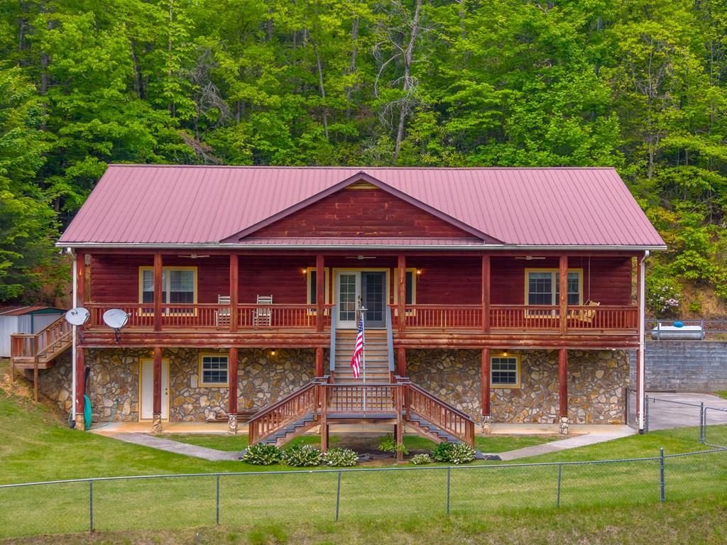 155 Mountain Laurel Road, Robbinsville, NC 28771 Main Photo