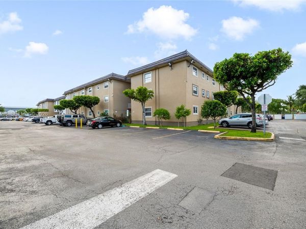 4655 Palm Ave , Unit 332, Hialeah, FL 33012