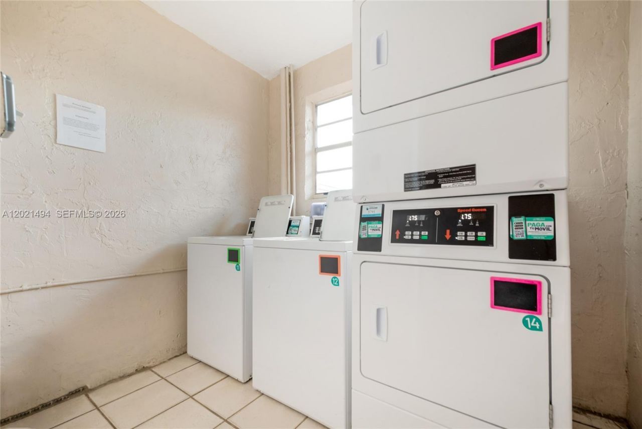 4655 Palm Ave , Unit 332, Hialeah, FL 33012 Photo