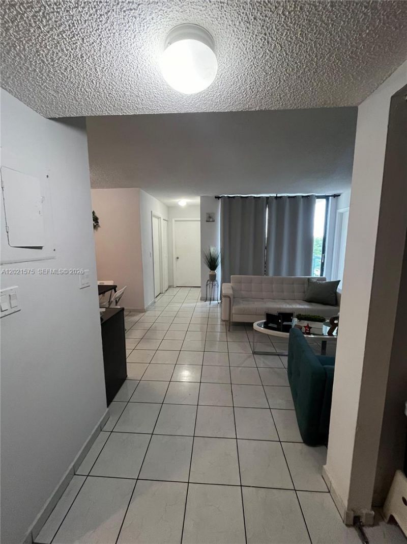 2075 SW 122nd Ave , Unit 404, Miami, FL 33175 Photo