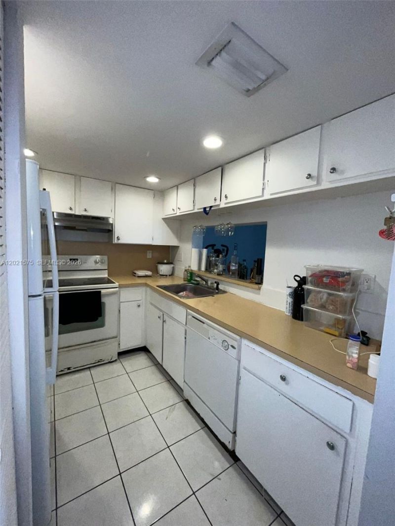 2075 SW 122nd Ave , Unit 404, Miami, FL 33175 Photo
