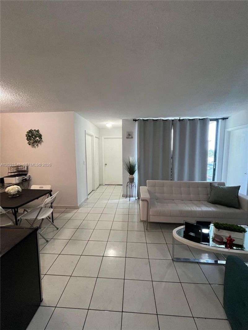2075 SW 122nd Ave , Unit 404, Miami, FL 33175 Photo