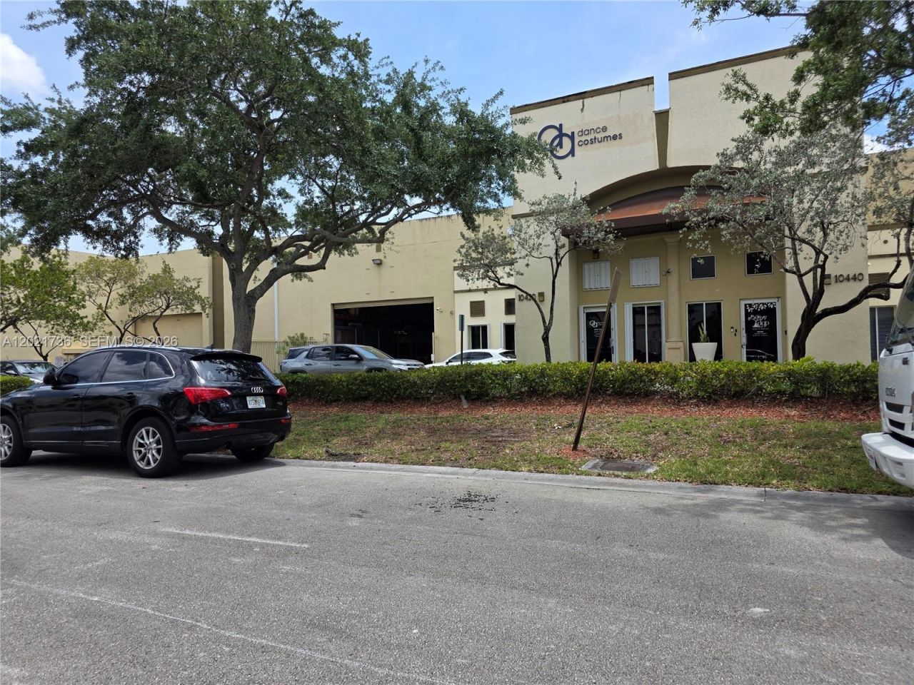 10420 NW 37th Ter , Doral, FL 33178 Photo