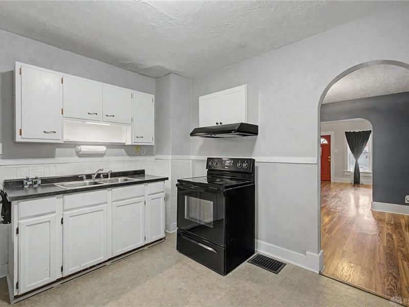 3704 Wayne, Dayton, OH 45420 Photo 8