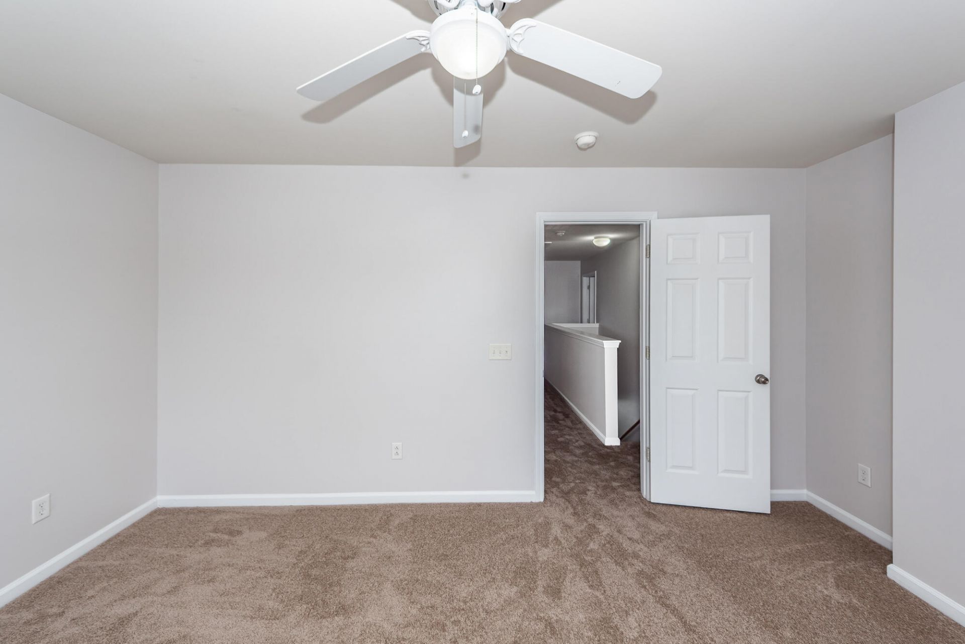 140 Decatur Drive Photo 32