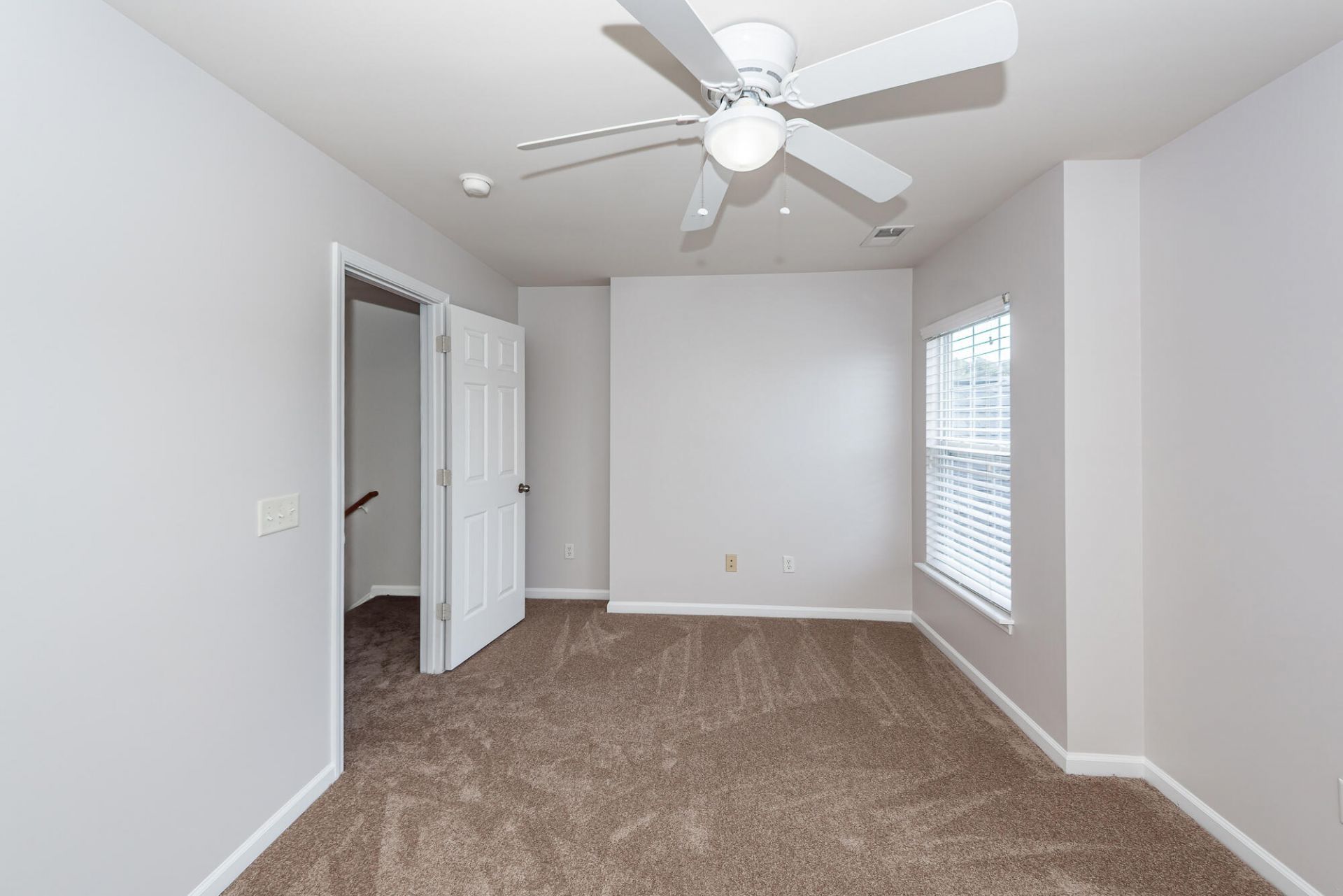 140 Decatur Drive Photo 33