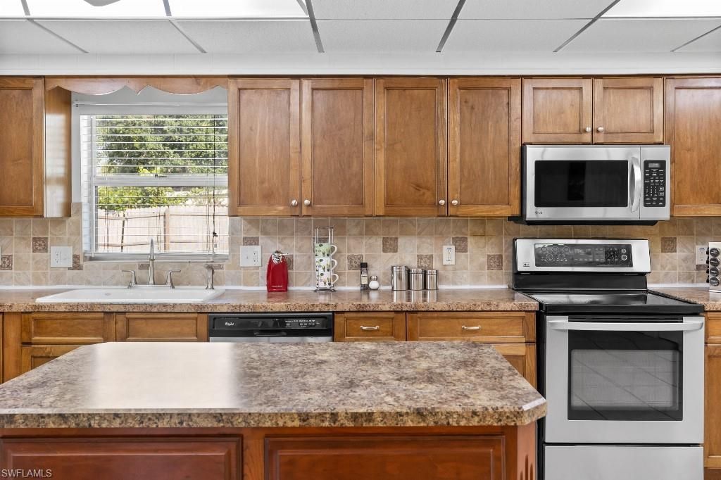 4530 Underwood Dr, Fort Myers, FL 33905 Photo