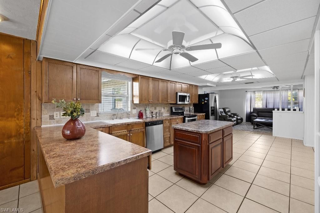 4530 Underwood Dr, Fort Myers, FL 33905 Photo