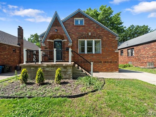 8510 Antler Drive, Richmond Heights, MO 63117
