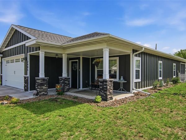 2905 Comet Court, Eau Claire, WI 54703