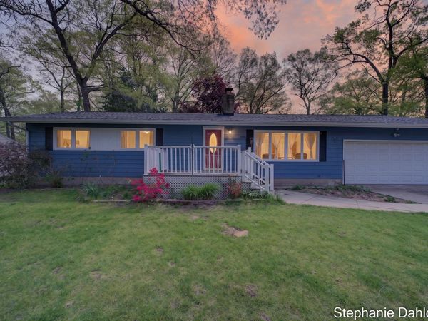 1490 Sunview Street, Muskegon, MI 49445