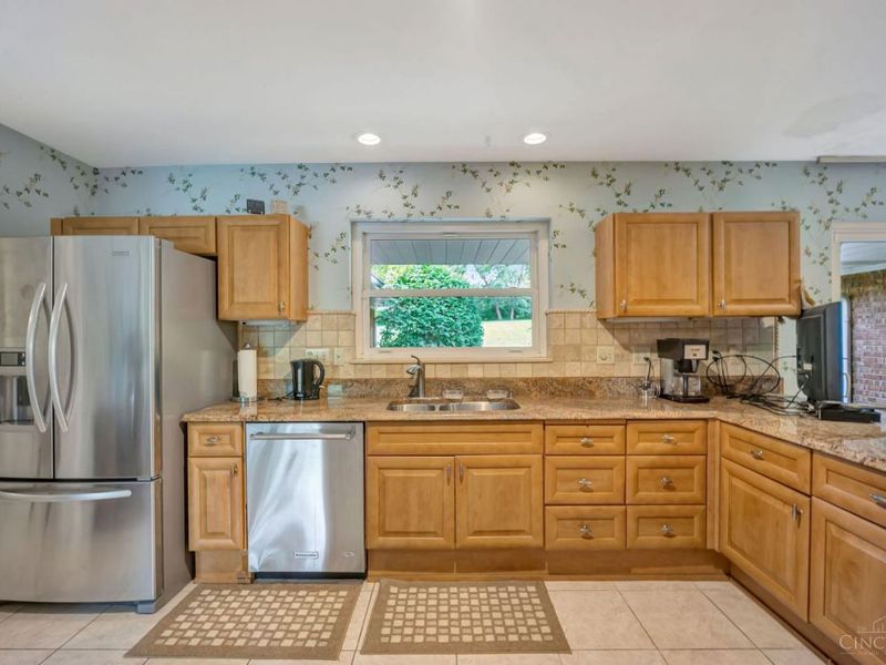 3345 Longmeadow Lane, Amberley, OH 45236 Photo 12