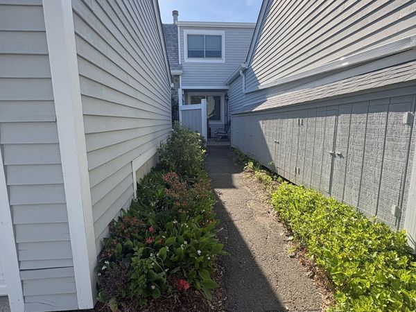 602 Longfellow, Unit 602, Branford, CT 06405