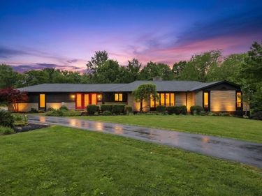 225 Edwards Road, Johnstown, OH 43031