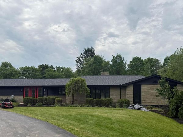 225 Edwards Road, Johnstown, OH 43031