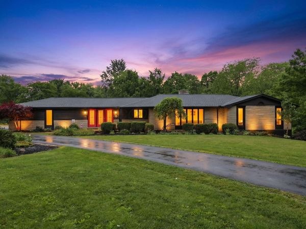225 Edwards Road, Johnstown, OH 43031