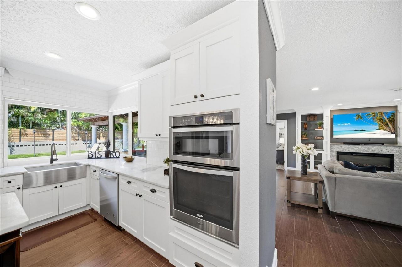 6129 Leeland Street S, Saint Petersburg, FL 33715 Photo