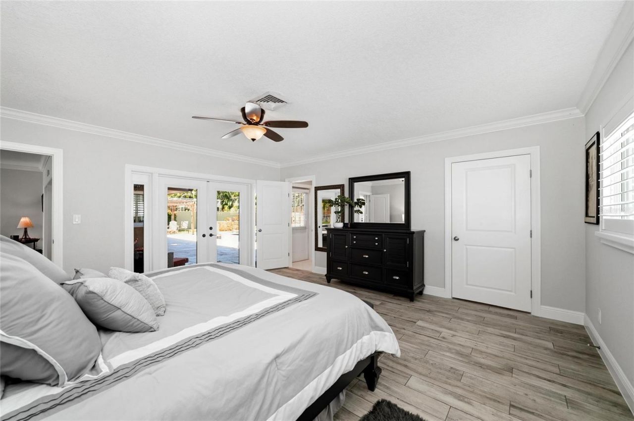 6129 Leeland Street S, Saint Petersburg, FL 33715 Photo