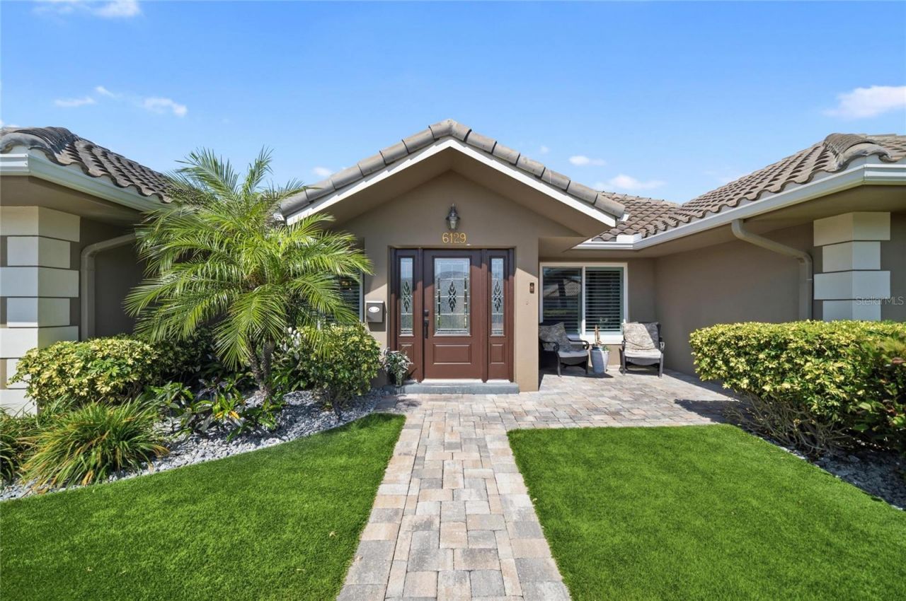 6129 Leeland Street S, Saint Petersburg, FL 33715 Photo