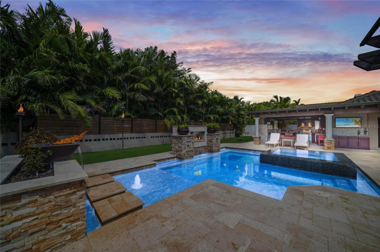 6129 Leeland Street S, Saint Petersburg, FL 33715 Photo