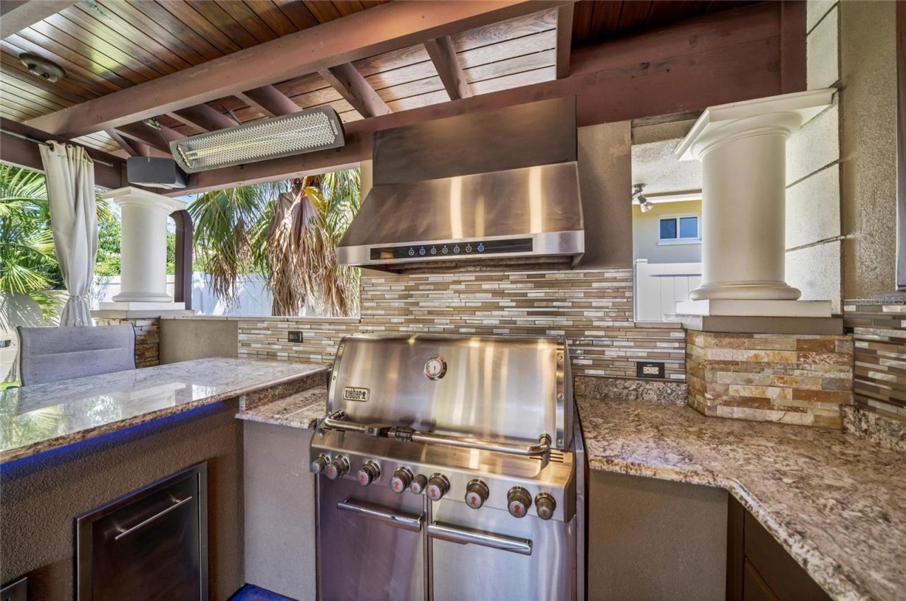 6129 Leeland Street S, Saint Petersburg, FL 33715 Photo