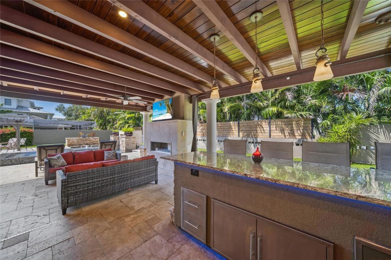 6129 Leeland Street S, Saint Petersburg, FL 33715 Photo