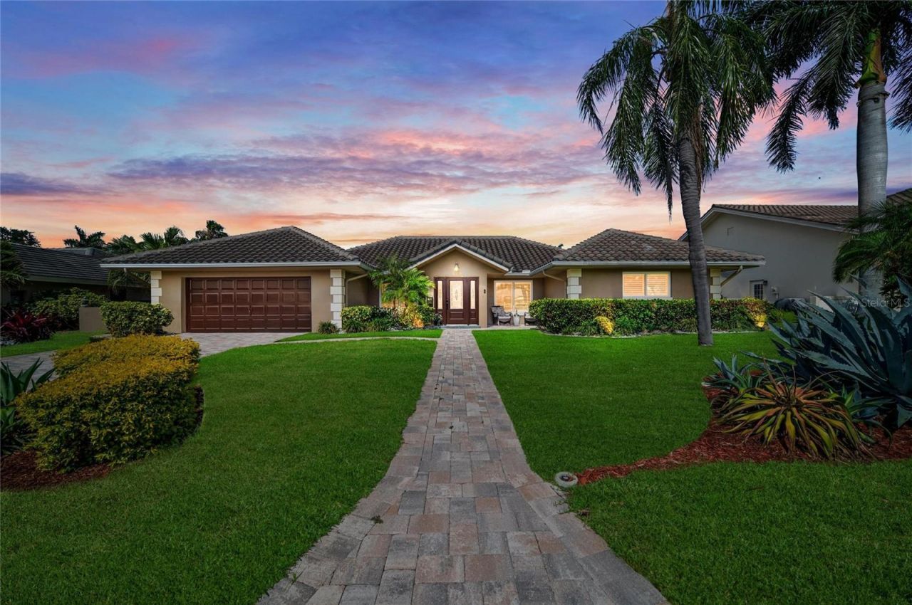 6129 Leeland Street S, Saint Petersburg, FL 33715 Photo