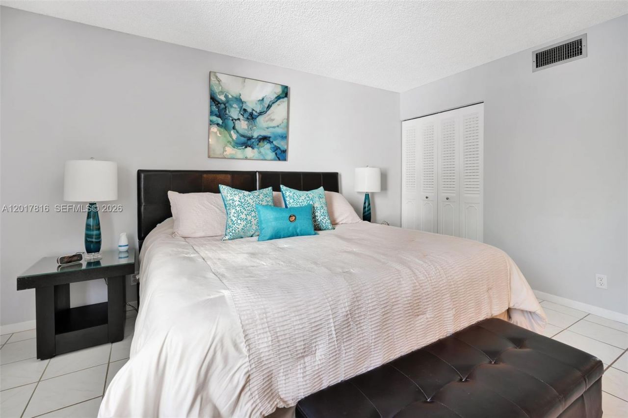 1605 S Us Highway 1 , Unit 205V6, Jupiter, FL 33477 Photo
