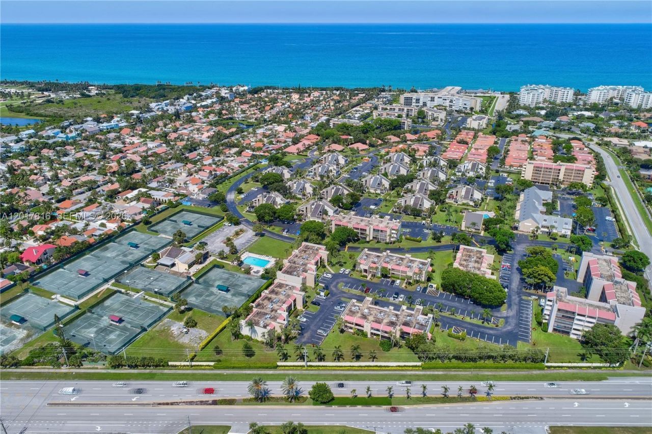 1605 S Us Highway 1 , Unit 205V6, Jupiter, FL 33477 Photo