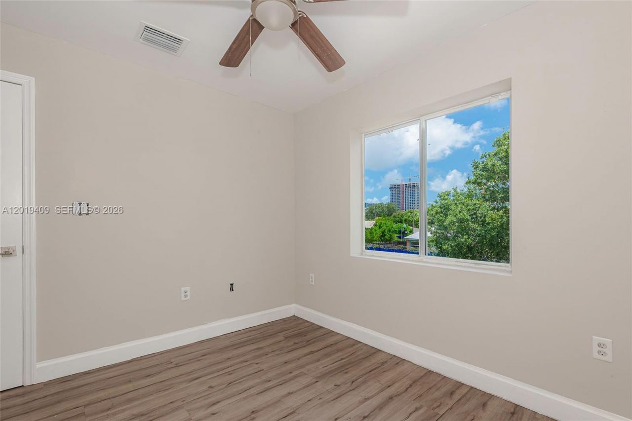 811-817 NW 3rd Ave , Fort Lauderdale, FL 33311 Photo