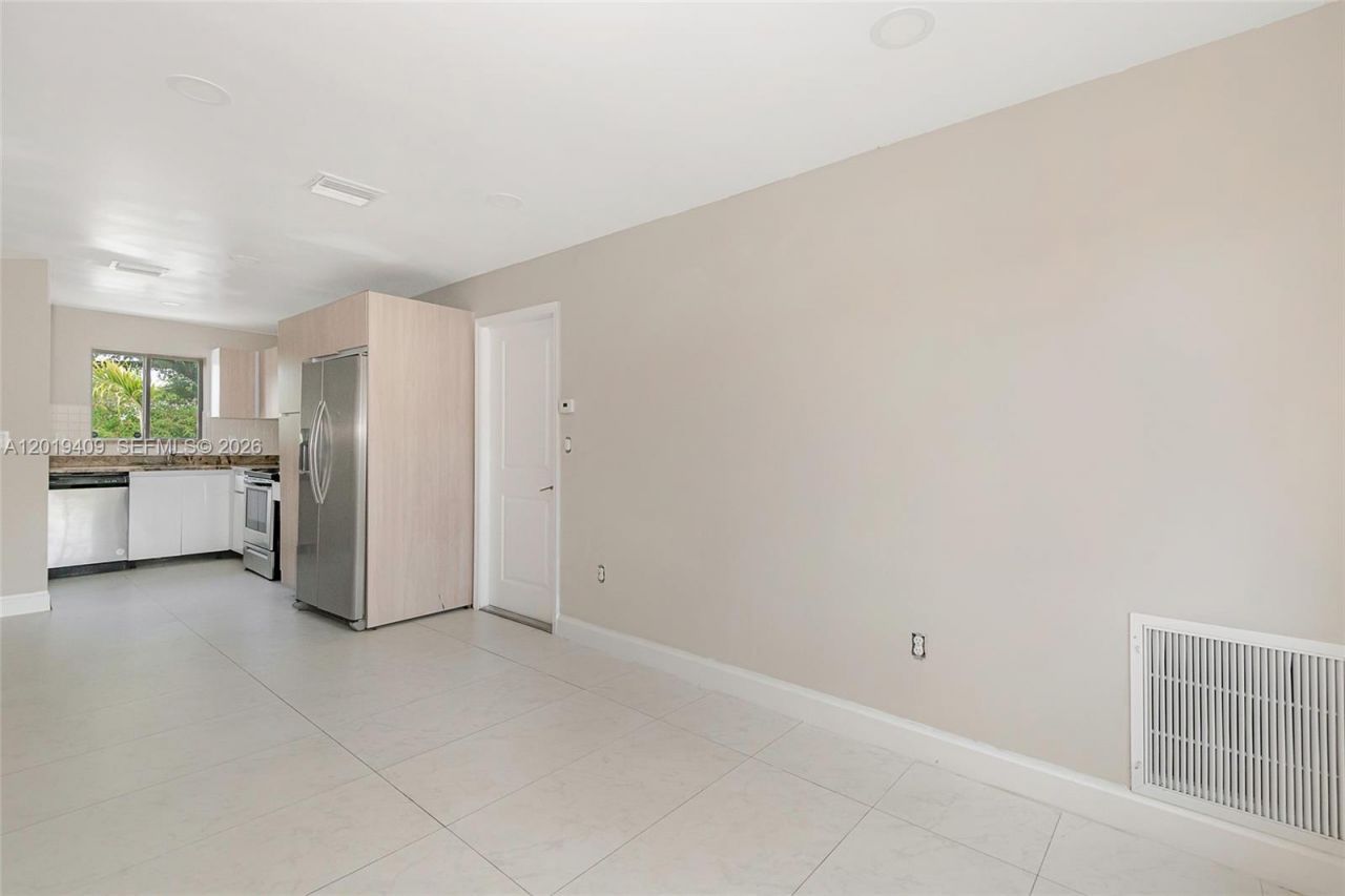 811-817 NW 3rd Ave , Fort Lauderdale, FL 33311 Photo