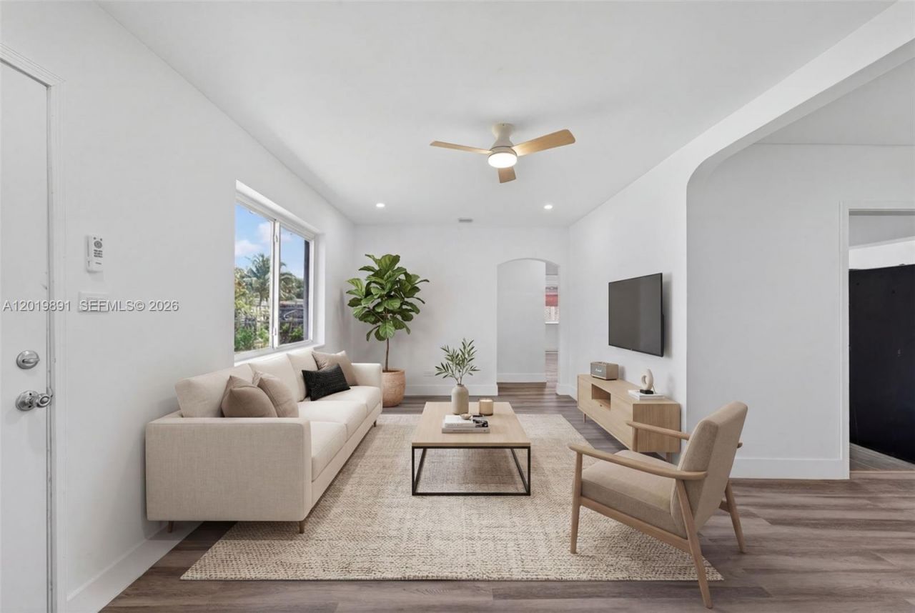 280 NW 101st St , Miami, FL 33150 Photo